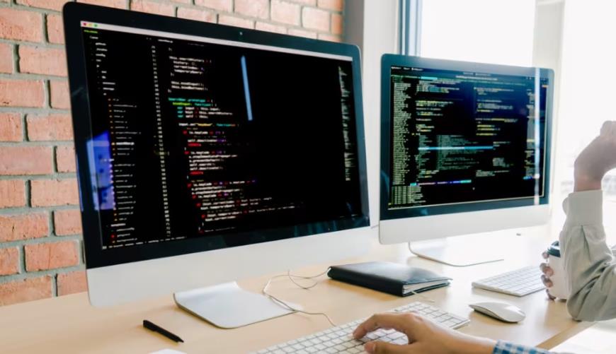 跨平台战争终结者:一次开发多端运行的技术民主化运动